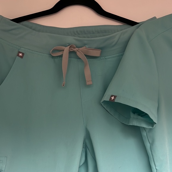 FIGS LIMITED EDITION SET - Picture 2 of 4